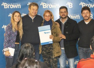 Cascallares y Fabiani entregaron ayudas económicas para mejoras habitacionales