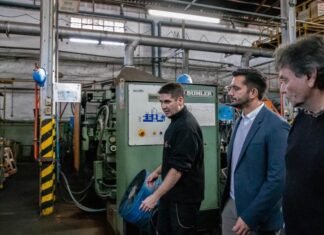 Agustín Balladares en visita a Pymes de Lanús: “Necesitamos políticas que protejan la producción para generar más empleo local y ese es nuestro compromiso”