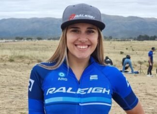 Tras superar un grave accidente, una estudiante de la UNLa ganó la primera edición de una de las pruebas de ciclismo más importantes del país
