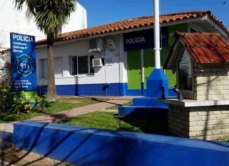 Quilmes: intentaron fugarse de una comisaría al pegarle a un policía
