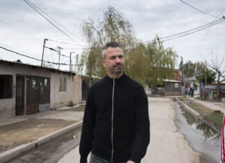 Daniel Amigo, referente de José Luis Espert en la Tercera, fustigó a los diputados que abandonaron Avanza Libertad y pidió: «Devuelvan las bancas»