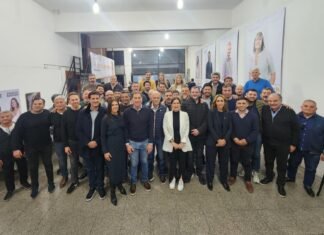 Los candidatos a intendentes de Juntos en la tercera se reunieron con Néstor Grindetti y Diego Santilli en Adrogué