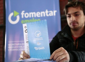El Municipio de Brown y Nación asesoran a vecinos sobre búsquedas laborales