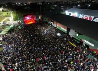 Bersuit brindó un show para más de 20 mil personas en Avellaneda
