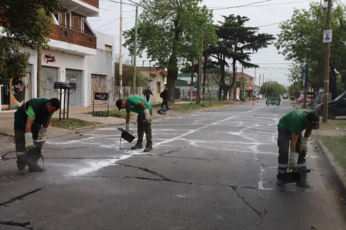 b9f40b90-77b6-5ebd-3253-08bc7f7b973b