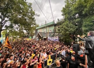 Milei en Ezeiza: tensión entre militantes de Granados y los de La Libertad Avanza
