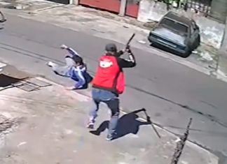 Crimen en Ingeniero Budge: asesinan a golpes en la cabeza a un hombre en una pelea en plena vía pública