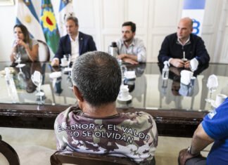 Emotivo encuentro de Cascallares con ex combatientes que viajaron a las Islas Malvinas