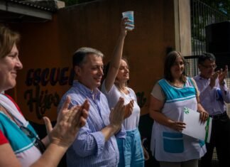 Fernando Gray y Malena Galmarini habilitaron una nueva red de agua potable beneficiando a 7100 habitantes de Monte Grande