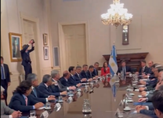 El Presidente Milei repasó la agenda de gestión en una reunión de Gabinete en la Casa Rosada