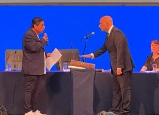 Nicolás Jawtuschenko continuará como presidente del HCD de Almirante Brown