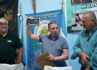 Fernando Gray participó de la cena de fin de año del Centro de Veteranos de Guerra de Esteban Echeverría