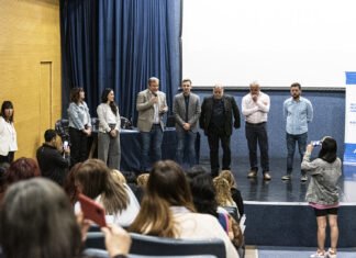 Cascallares y Fabiani entregaron certificados a docentes brownianos