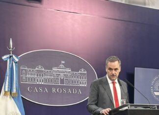 Adorni: «La Ley de Bases va a ser un punto de inflexión en la decadencia de la Argentina»