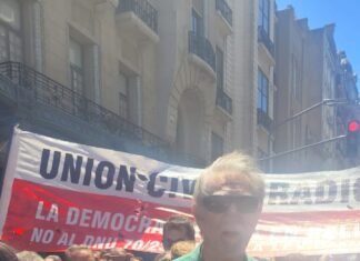 Federico Storani en la columna de la UCR luego de la movilización: «Recuperamos la mística y la identidad radical»