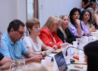 El Frente de Unidad Docente Bonaerense planteó la «urgente» recomposición salarial