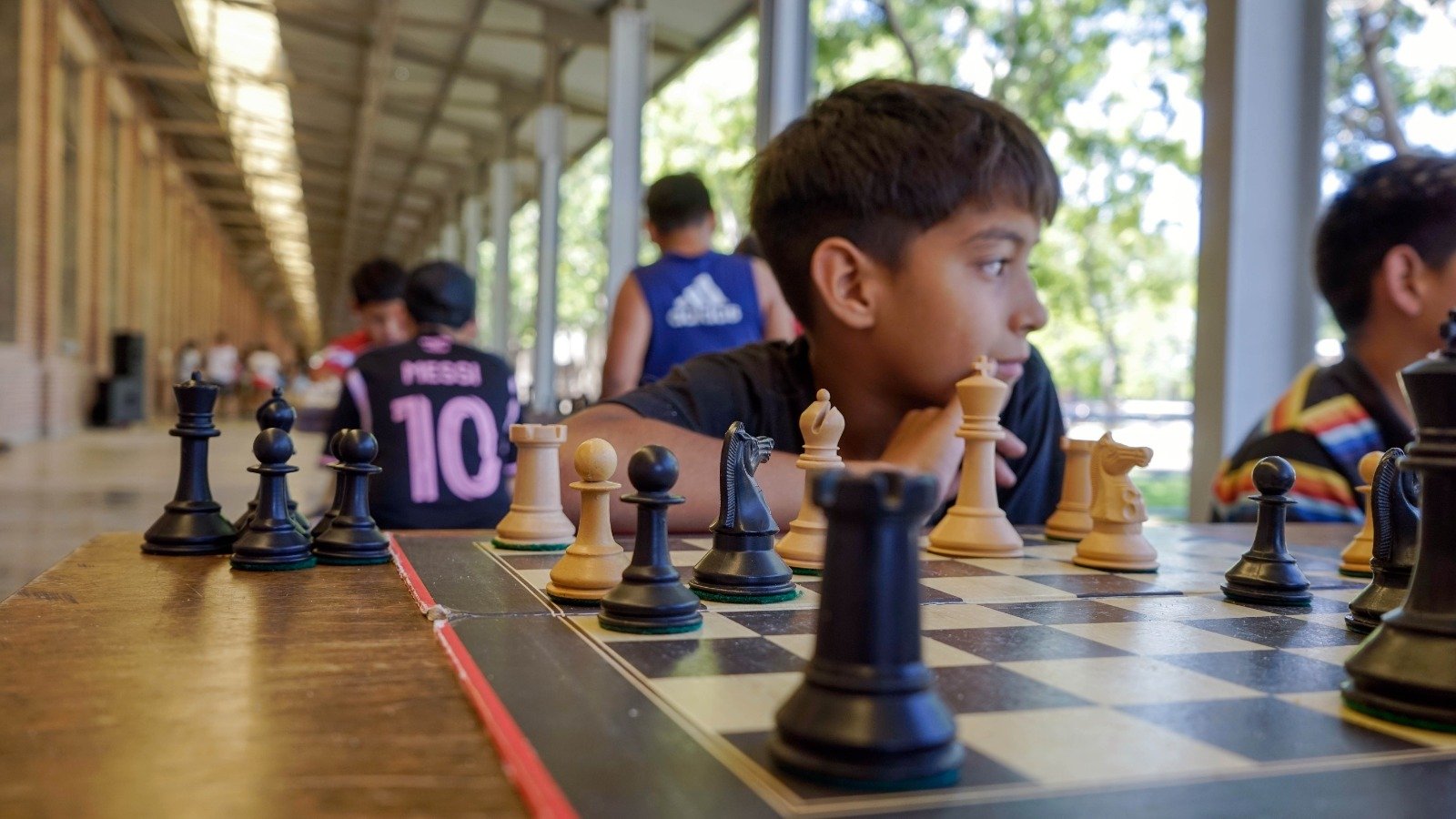 Más de 70 chicos participaron de un torneo de ajedrez en la UNLa, en el ...