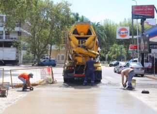 Avanzan las obras de bacheo en hormigón en Monte Grande