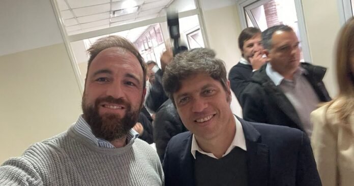 Este+jueves,+junto+a+un+grupo+de+compañeras+y+compañeros+de+Lealtad+y+Renovación,+acompañamos+al+gobernador+@kicillofok+a+la+inauguración+de+las+obras+por+la+ampliación+de+los+servicios+del+hospital+Interzonal+Ezeiza+