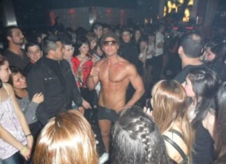 Lomas de Zamora y Lanús: conocé la historia de Alejandro Monno, de stripper a influencer que genera trabajo a emprendedores