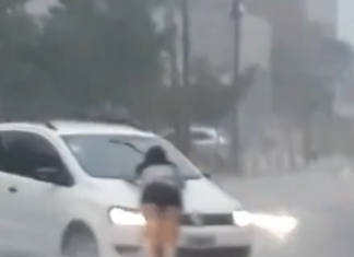 Gerli: un conductor arrastró a una mujer en el capot del auto