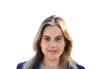 Concejal quilmeña libertaria Estefanía Albasetti: «La gestión de Mayra Mendoza gasta 4 millones diarios en publicidad»