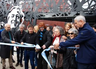 Kicillof y Ferraresi inauguraron el Centro Cultural Kirchner, de Isla Maciel