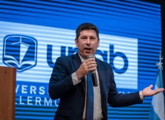 Pablo Domenichini: “Vemos complicado mantener la Universidad abierta”