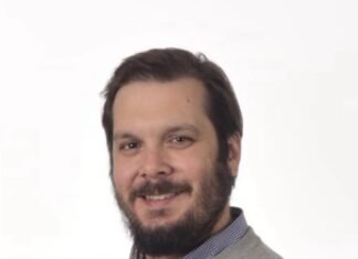 Martín Canay del PS lomense: «Creo que es un momento muy bueno para la ‘ancha avenida del medio'»