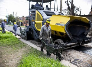 El Municipio de Brown avanza con obras viales en diversas localidades