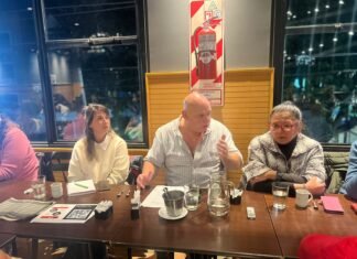 Con disertación de Fanny Vera y Fabio Abraham, la UCR presentó su proyecto de Seguridad para Lomas de Zamora