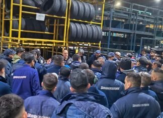 Alejandro Crespo del Sindicato del Neumático alertó sobre la situación de la Bridgestone de Llavallol: «Hay amenaza de 452 despidos»