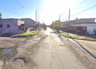 Monte Chingolo: un policía se tiroteó con dos ladrones que intentaron desvalijarlo mientras trabajaba de remisero