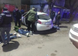 Las cámaras lectoras de patentes de Brown permitieron detener a una banda que robaba en la región