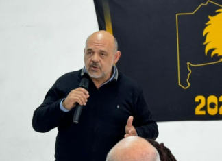 «Charlie» Curestis le bajó el tono a la ruptura del bloque de La Libertad Avanza en Avellaneda: «A veces la convivencia es difícil»