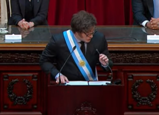 «Ustedes suman con dificultad», la frase irónica de Milei contra el kirchnerismo