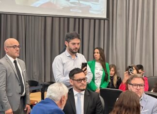 El Defensor de Lanús, junto a ADPRA, rechaza la reglamentación restrictiva de la Ley de Acceso a la Información Pública