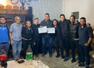 Cultura Rock en Lomas de Zamora: la concejal Cecilia Gómez entregó reconocimiento a bandas emergentes locales