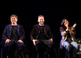 Otermín presentó junto a Kicillof y Sileoni Lomas Lee en Comunidad