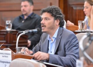 La Plata: concejal Juan Granillo Fernández pidió crear el Programa “Recuperando la Identidad – Nuestro Barrios” para conocer la cultura y desarrollo de cada barrio