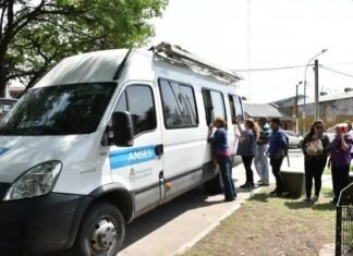 Operativo móvil de ANSES y la Defensoría del Pueblo de Lanús en Monte Chingolo
