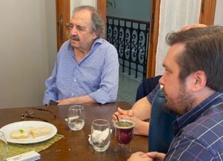 Ricardo Alfonsín se reunió con dirigentes socialistas para «unir y fortalecer el espacio progresista»