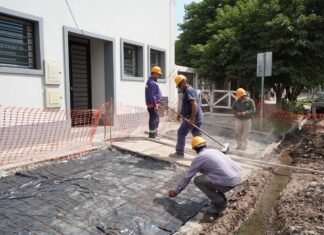El Municipio avanza con las obras en los accesos de la Unidad Sanitaria N°17