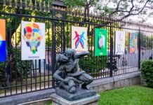 El MNAD y la UNLa inauguraron «El Proyecto Tolerancia», una muestra de artistas gráficos de todo el mundo sobre empatía y entendimiento social