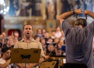 La Orquesta de la UNLa cierra el año con un concierto especial en la Basílica San Carlos y María Auxiliadora