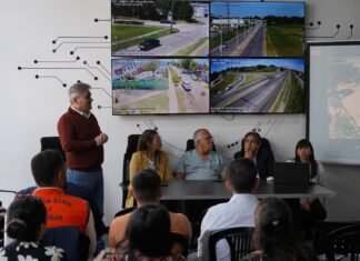 Participantes de la séptima Escuela de Resiliencia de Mercociudades recorrieron el COM de Esteban Echeverría