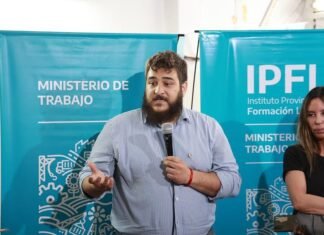 Ezequiel Berrueco crítico con la cumbre del PJ bonaerense en Moreno