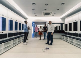 Cascallares recorrió las obras de infraestructura que se concretan en el Club Claypole