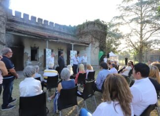 Fernando Gray firmó la toma de posesión de la histórica quinta «La Isolina»