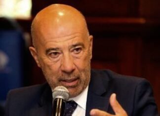 Exembajador ante Venezuela, exintendente de Avellaneda: el gobierno denunció a Oscar Laborde por «traición a la patria»